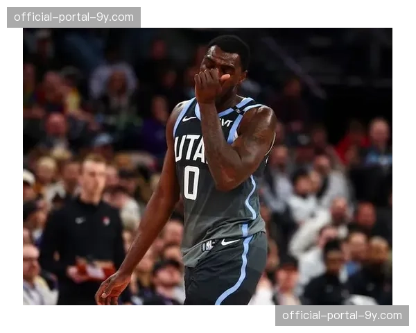 文斯·威廉姆斯左膝十字韧带撕裂赛季报销，爵士再遭重创